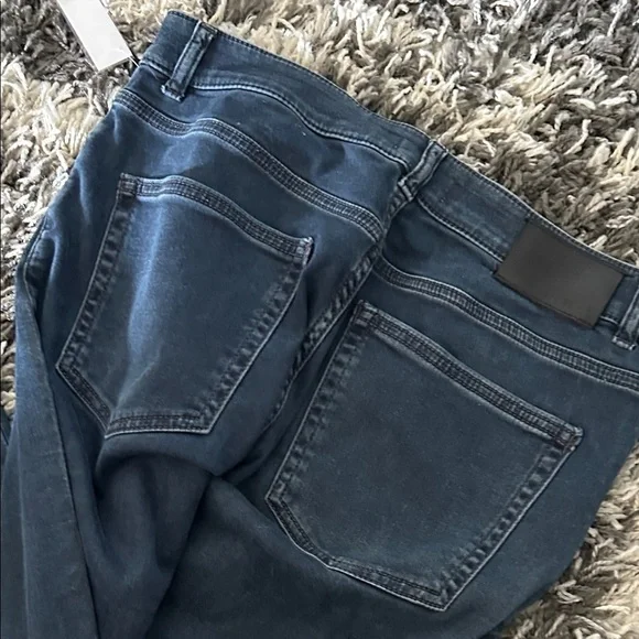 DL1961 Men's Deep Indigo Slim Jeans - Picture 3 of 7